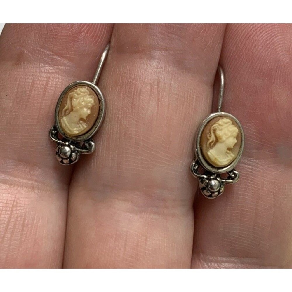 Vintage Victorian Revival cameo style Earrings Lever Back Silver Tone